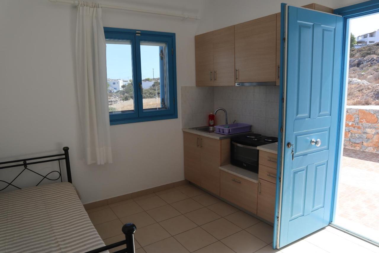 Taxiarchis Studios Agios Georgios  Екстер'єр фото