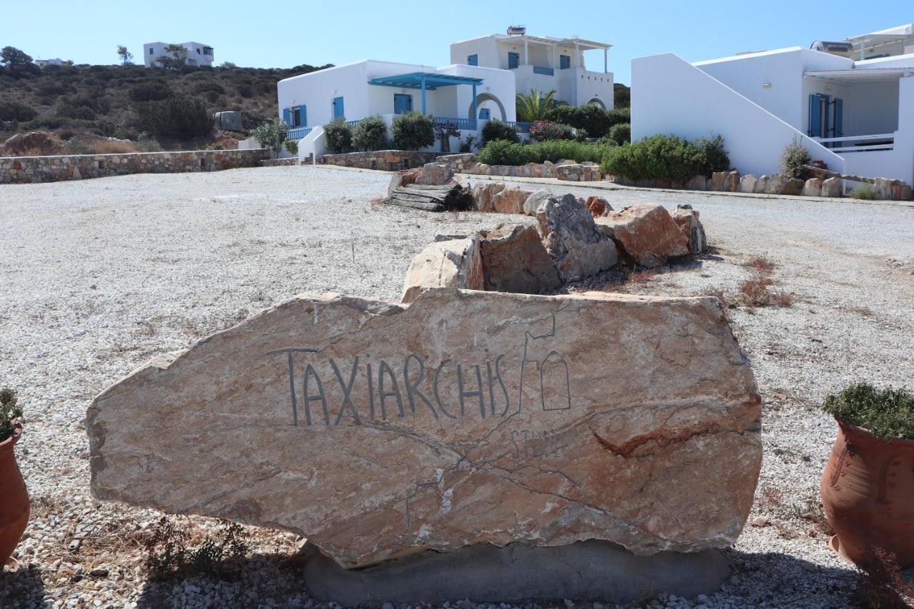 Taxiarchis Studios Agios Georgios  Екстер'єр фото
