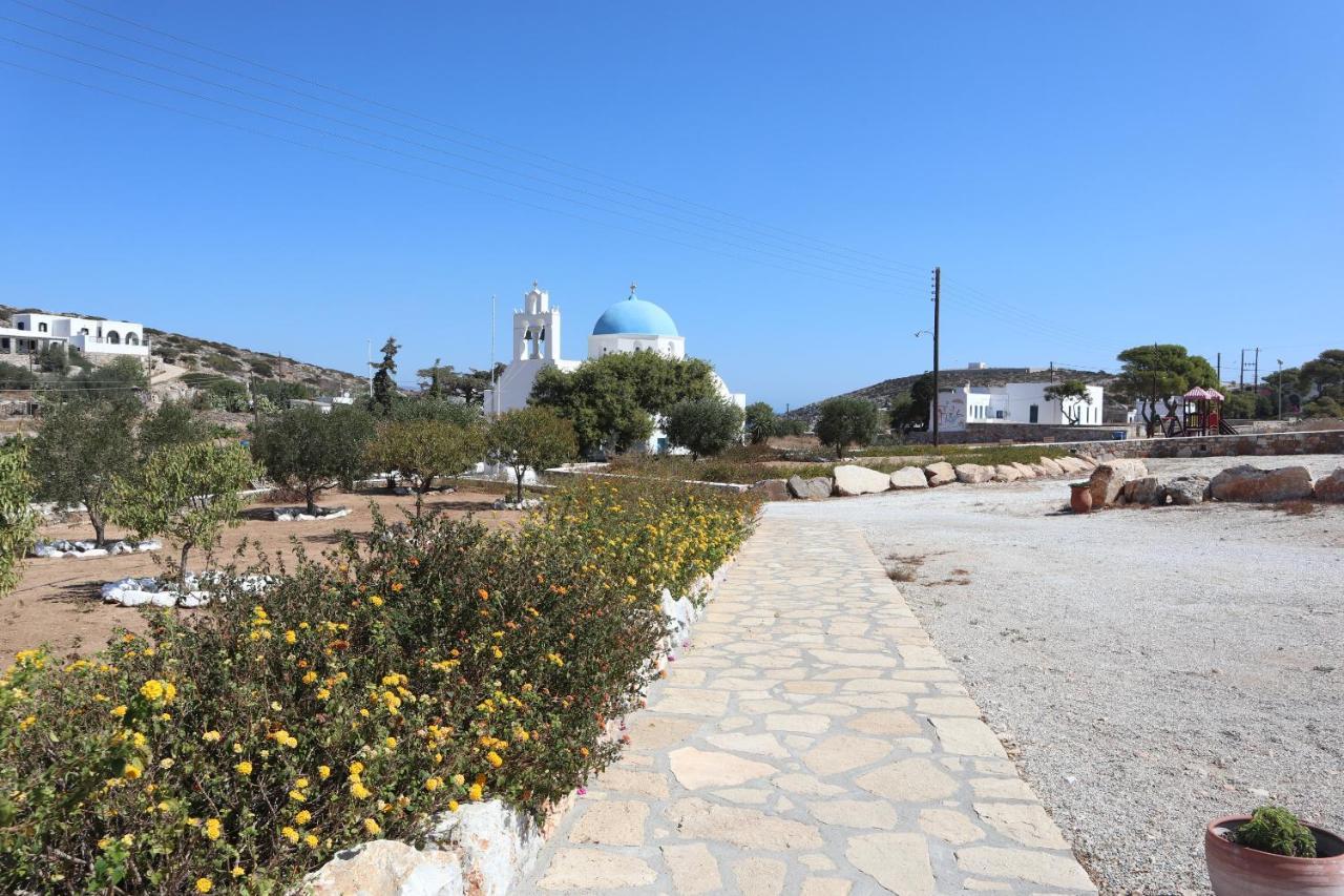 Taxiarchis Studios Agios Georgios  Екстер'єр фото