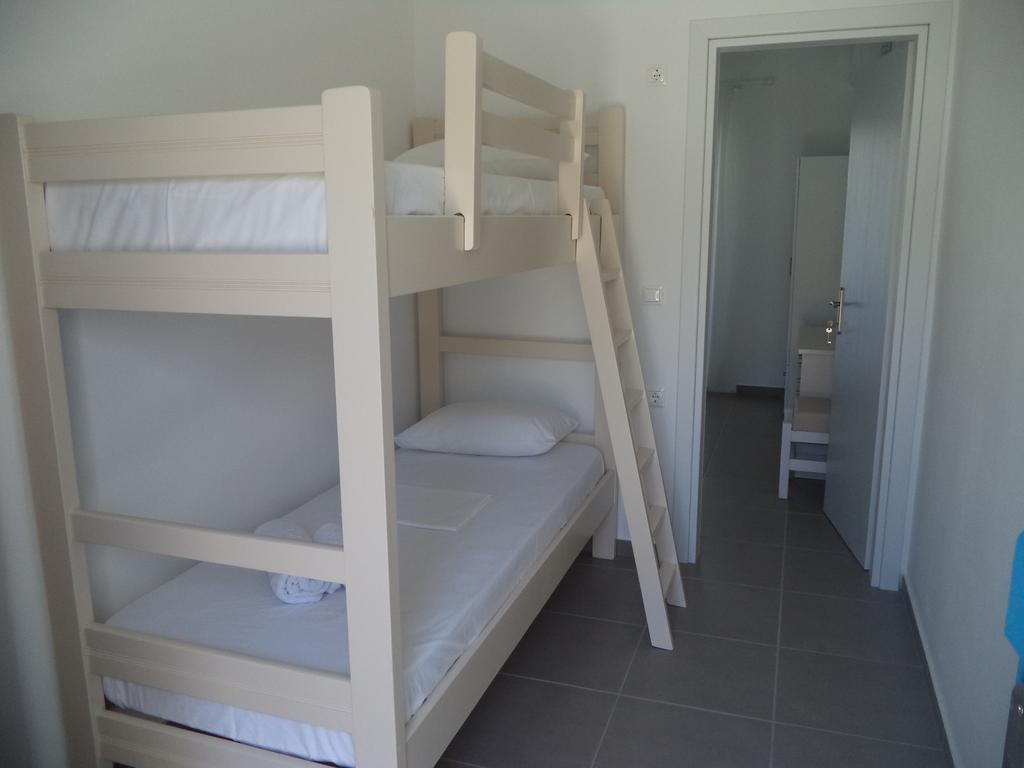 Taxiarchis Studios Agios Georgios  Екстер'єр фото