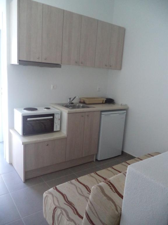 Taxiarchis Studios Agios Georgios  Екстер'єр фото