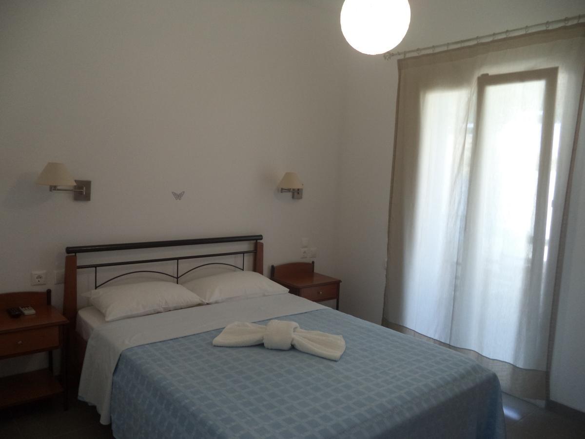 Taxiarchis Studios Agios Georgios  Екстер'єр фото